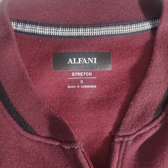 Red Pullover - Picture 2 of 2